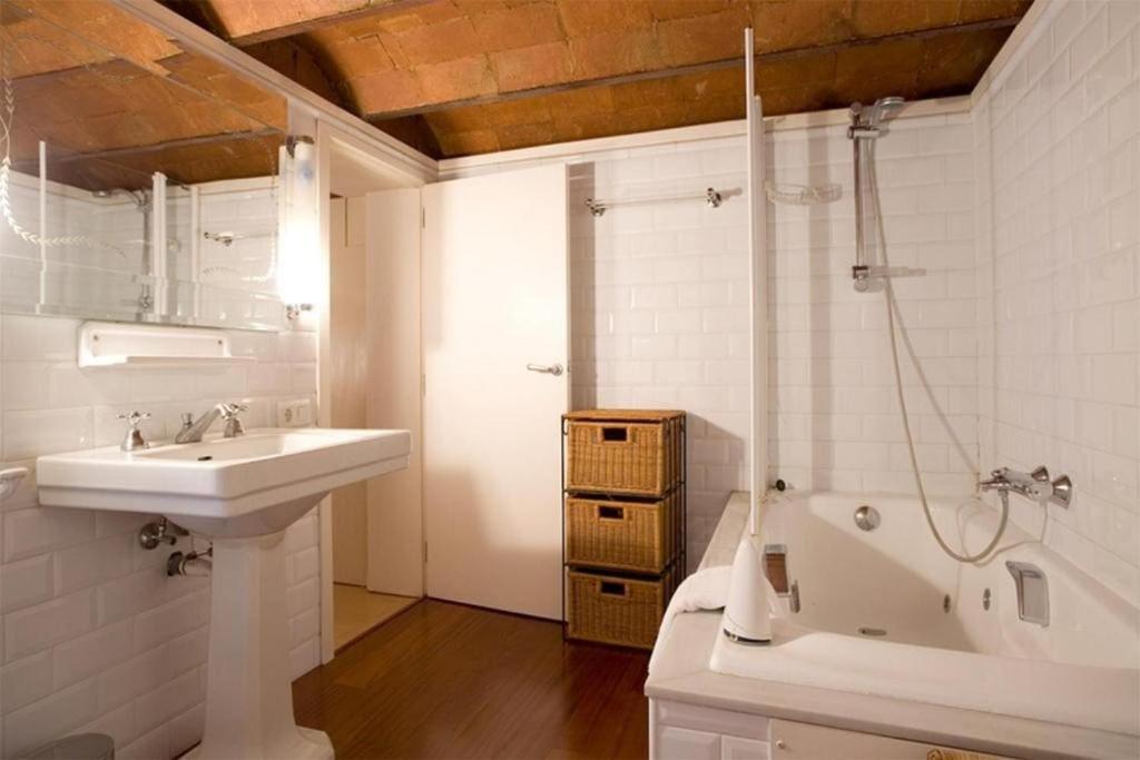 Apartment Alcam Paseo De Gracia 44 *